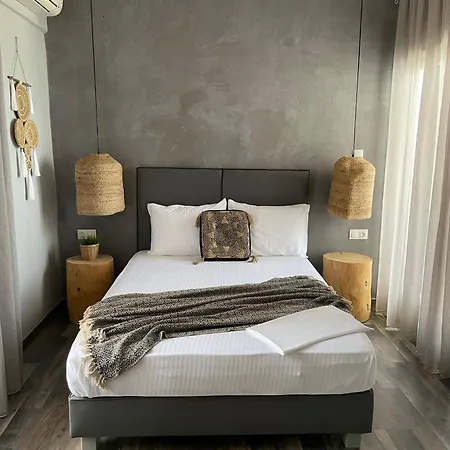 Xenios פפקוהורי