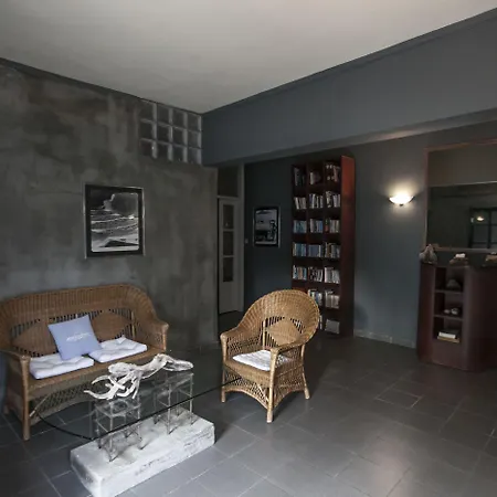 Hotel Xenios *