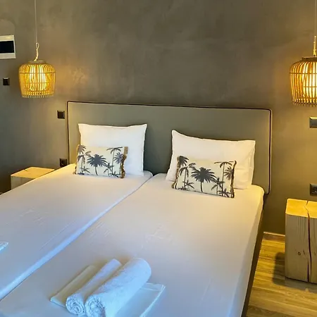 Hotel Xenios *