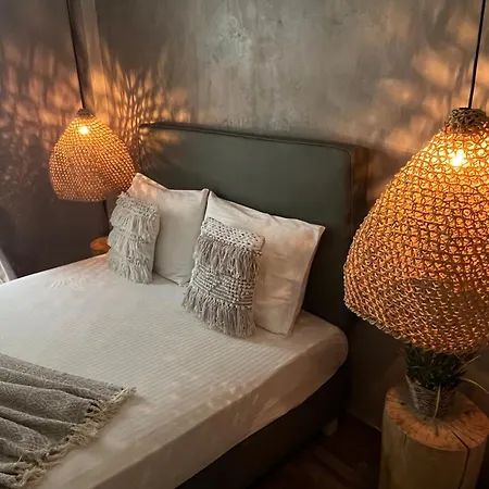 Hotel Xenios *