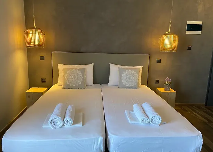 Hotel Xenios *