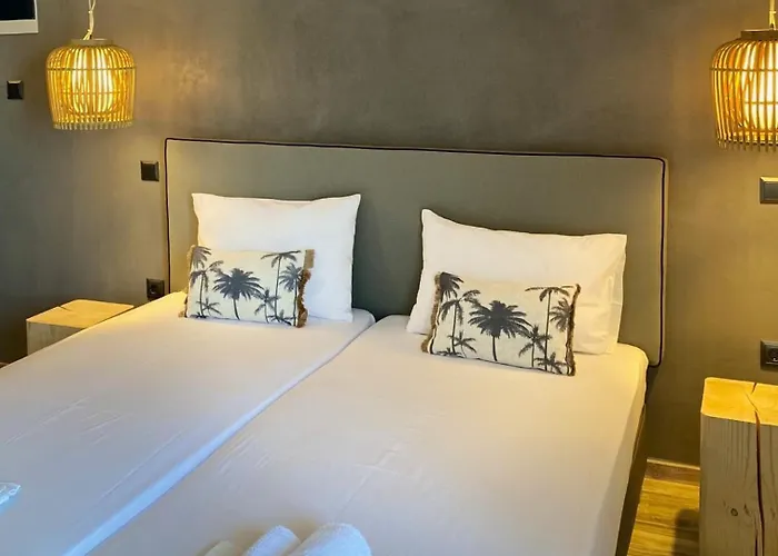 Hotel Xenios *